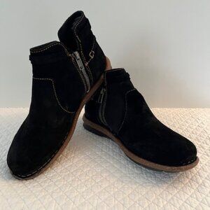 Born suede bootie